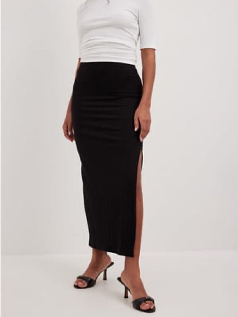 NAKD Black Ribbed Midi Skirt with Side Slit Size XS